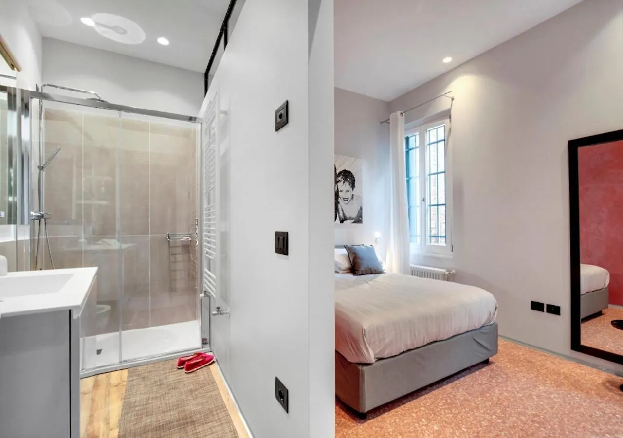 Stunning Modern Apartment In The Heart Of Venedig Italien