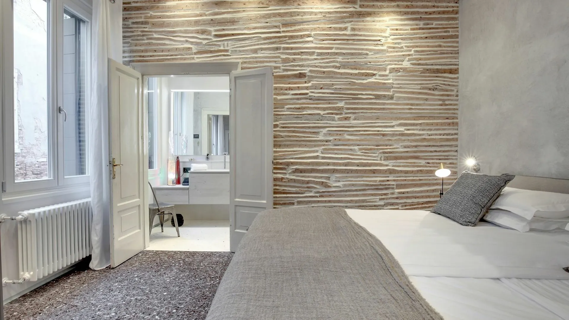 Stunning Modern Apartment In The Heart Of Venedig 0*,